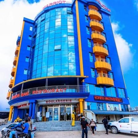 Marriot Metropolitan Hotel Ντουάλα Εξωτερικό φωτογραφία
