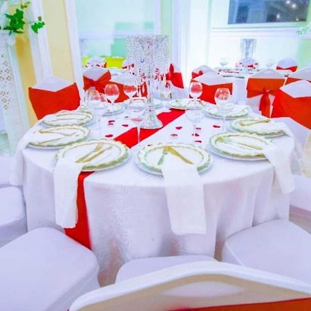 Marriot Metropolitan Hotel Ντουάλα Εξωτερικό φωτογραφία