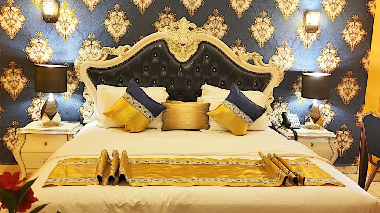 Marriot Metropolitan Hotel Ντουάλα Εξωτερικό φωτογραφία