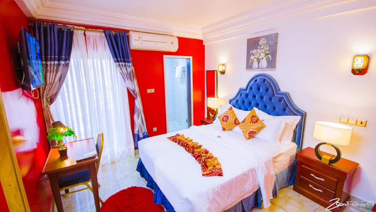 Marriot Metropolitan Hotel Ντουάλα Εξωτερικό φωτογραφία