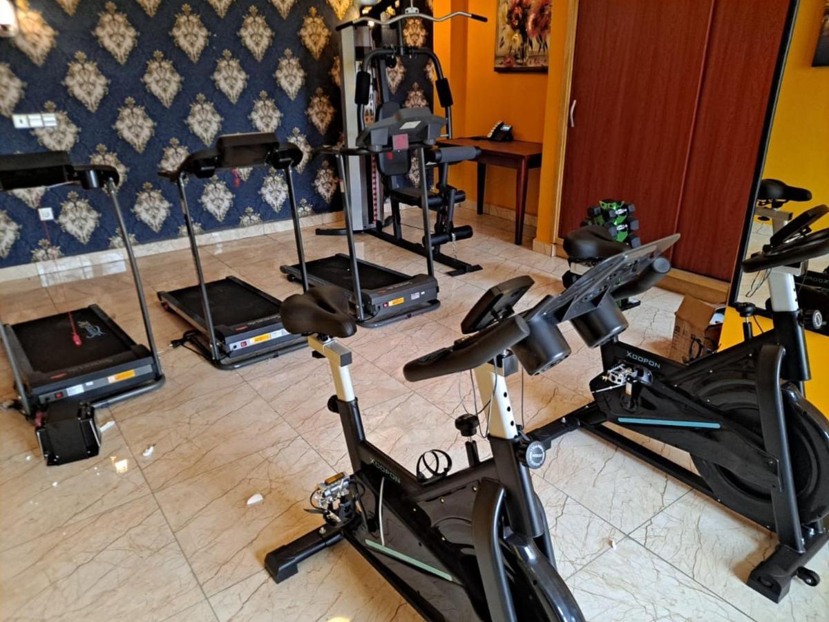 Marriot Metropolitan Hotel Ντουάλα Εξωτερικό φωτογραφία
